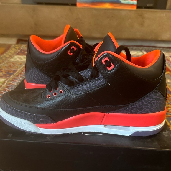 Nike Air Jordan’s Size 10 - Picture 4 of 8